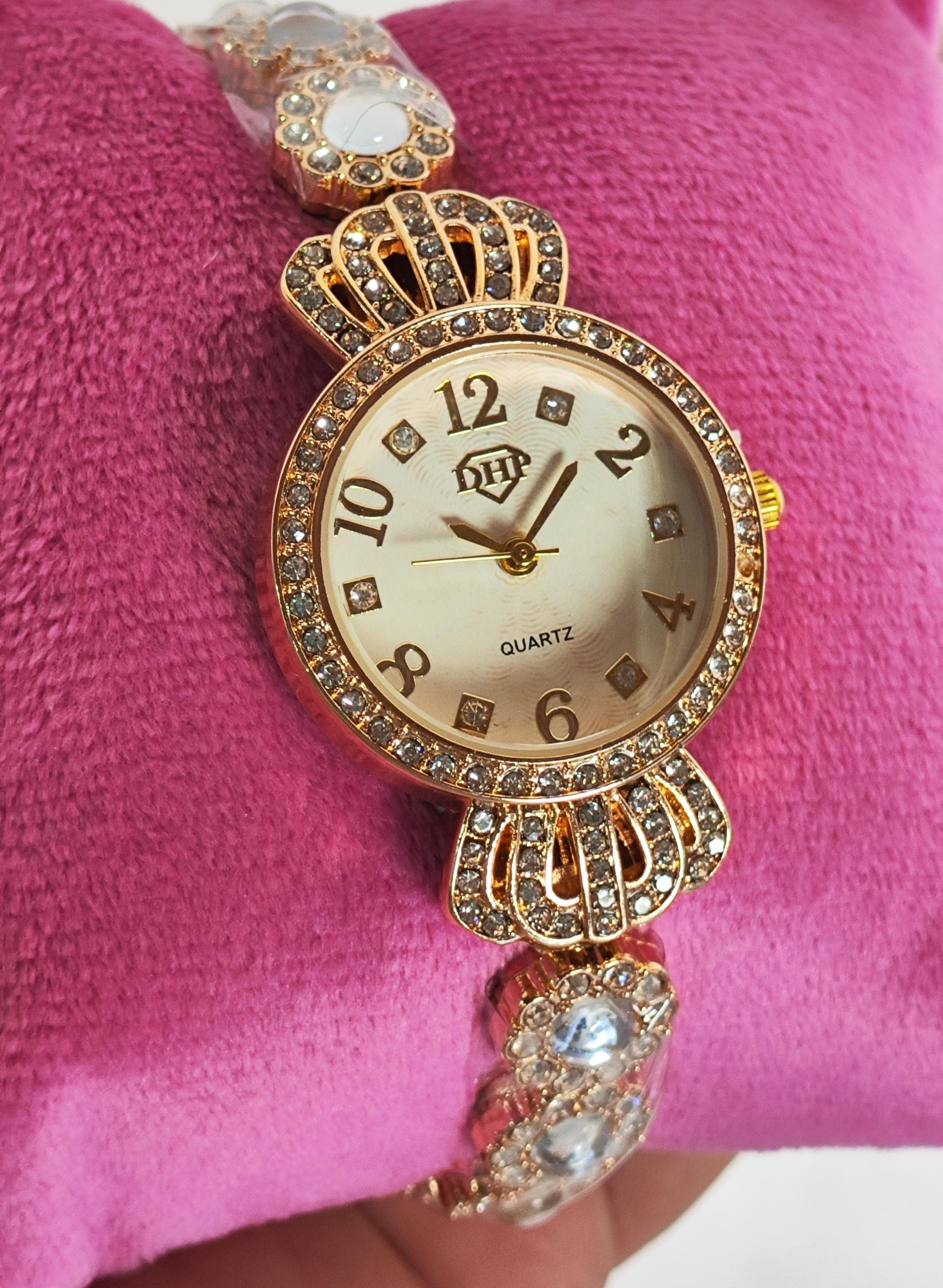 Relógios feminino e masculino 